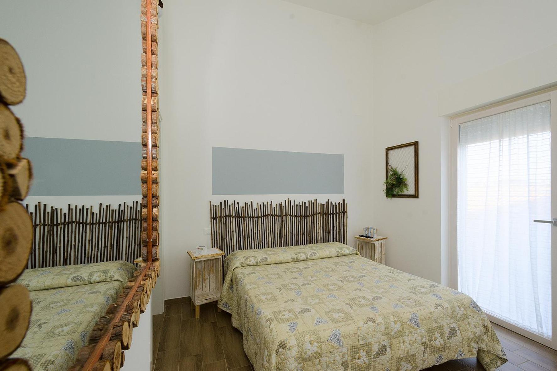 Lo Scorcio Sul Mare Apartment Marina di San Vito Luaran gambar